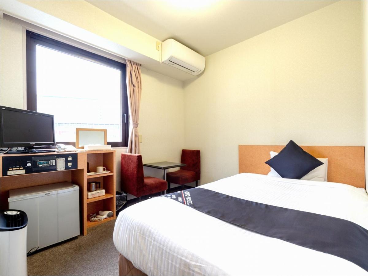 Business Hotel Yanagi Kitakyushu Kokura Esterno foto